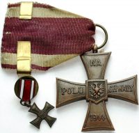 kupie-odznaki-medale-odznaczenia-stare-wojskowe-3